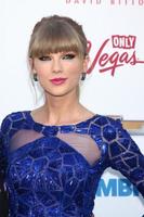 los angeles, 19 mei - taylor swift arriveert bij de billboard music awards 2013 in de mgm grand garden arena op 19 mei 2013 in las vegas, nv foto