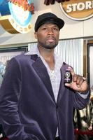 los angeles, 2 oktober - 50 cent, ook bekend als curtis jackson, arriveert bij de echte stelen-première op de universele stadswandeling op 2 oktober 2011 in los angeles, ca foto