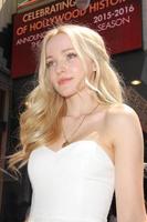 los angeles, 24 juli - dove cameron bij de Kristin Chenoweth Hollywood Walk of Fame Star-ceremonie op de Hollywood Blvd op 24 juli 2015 in Los Angeles, ca foto