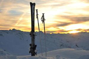 berg sneeuw ski zonsondergang foto