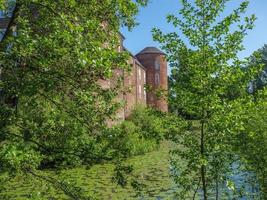 klein kasteel van ringenberg in duitsland foto