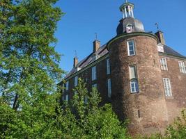 klein kasteel van ringenberg in duitsland foto