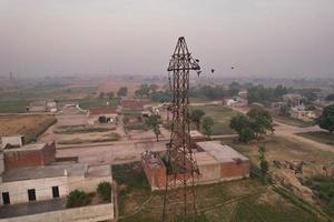 luchtfoto van kala shah kaku dorp punjab pakistan foto