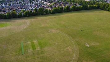 prachtige luchtfoto en hoge hoekbeelden van leagrave stationsgebied van londen luton stad engeland uk foto