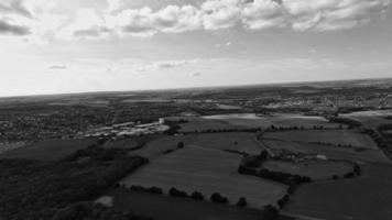 klassieke zwart-wit hoge hoek luchtfoto van Engeland Groot-Brittannië landschap stadsgezicht foto
