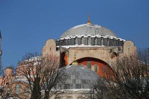 hagia sophia museum in de stad istanbul, turkije foto