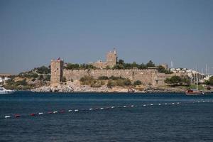 bodrum kasteel in bodrum stad foto