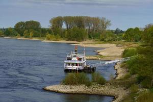 de rivier de Rijn bij wesel foto