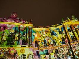 de stad Berlijn bij nacht foto