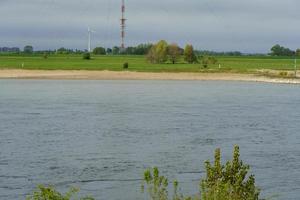 de rivier de Rijn bij wesel foto