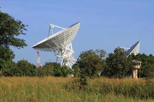 schotelantenne erg groot foto