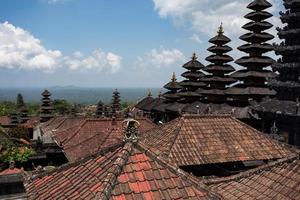 besakih complex pura penataran agung, hindoe tempel van bali, indonesië foto