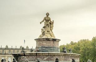 fontein in paleis herrenchiemsee in duitsland foto