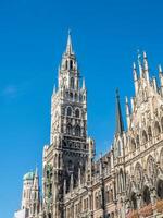 nieuw stadhuis, neues rathaus, in münchen, duitsland foto