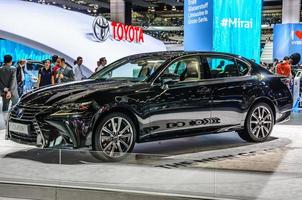 frankfurt - sept 2015 lexus gs450h gepresenteerd op iaa internation foto