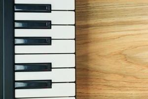 midi controller sound synthesizers apparaat voor muziek edm producer. foto