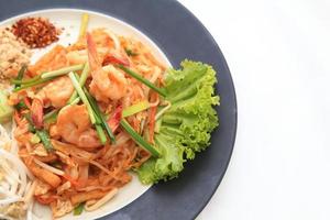 thais eten pad thai foto