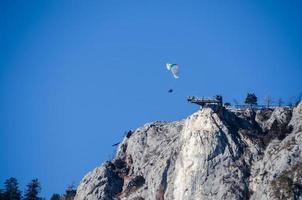 paragliders op het uitkijkplatform foto