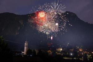 vuurwerk in de bergen foto