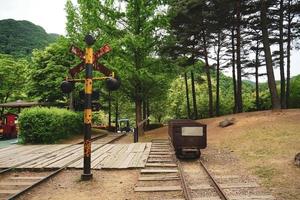 treinpad landschap in anyang park foto