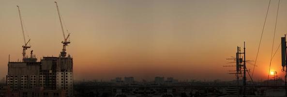 Thailand panoramisch beeld bij zonsondergang foto