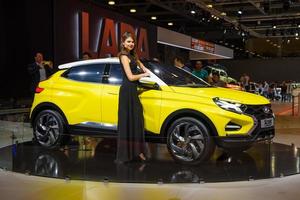 moskou - aug 2016 vaz lada xcode concept gepresenteerd op mias moskou internationale autosalon op 20 augustus 2016 in moskou, rusland foto