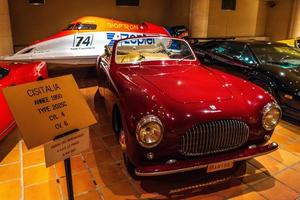 fontvieille, Monaco - jun 2017 rood cisitalia 202sc 1950 in Monaco top auto's verzameling museum foto