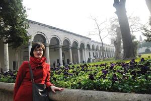 vrouw bezoek oude istambul in kalkoen foto