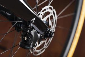 fiets rem rotor met hydraulisch snelweg remmen systeem detailopname foto