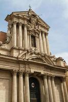 grote kerk in het centrum van Rome, Italië. foto