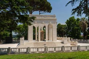 ossuarium van de gevallenen tijdens de verdediging van rome, italië foto