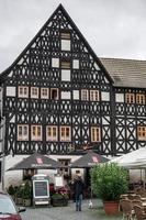 weimar, duitsland, 2014. traditioneel betimmerd restaurant in weimar Duitsland foto