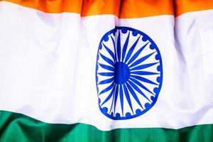 dichtbij omhoog van golvend vlag van Indië. symbool van Indië. onafhankelijkheid dag. foto