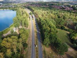 mooi antenne visie van prachtig meer Bij milton keynes Engeland uk foto