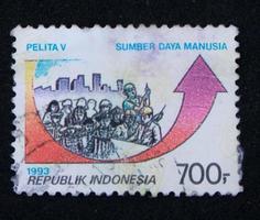 sidoarjo, jawa timur, Indonesië, 2022 - filatelie, postzegel verzameling met de thema van menselijk middelen foto
