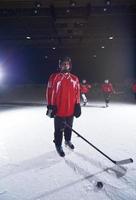 tiener meisje ijs hockey speler portret foto