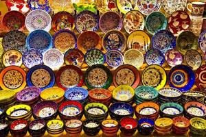 Turks keramiek van kruid bazaar, Istanbul foto