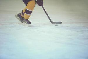 ijs hockey speler in actie foto