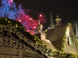 Keulen Bij Kerstmis tijd foto