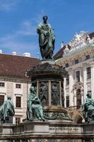 Wenen, Oostenrijk, 2022 - hofburg paleis en monument. Wenen, Oostenrijk. foto