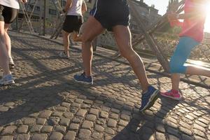 mensen groep joggen foto