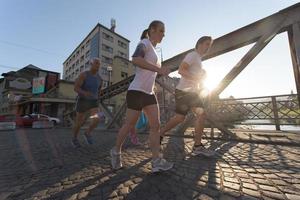 mensen groep joggen foto