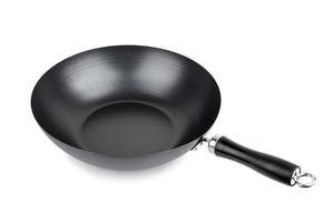 Lege grill ijzeren pan geïsoleerd op witte achtergrond foto