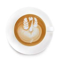 bovenaanzicht latte art koffie op witte achtergrond foto