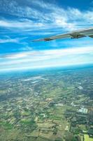 de lucht en het landelijke gebied van de middelste zone in het landzicht van thailand. vertegenwoordiger van het land van de landbouw. foto