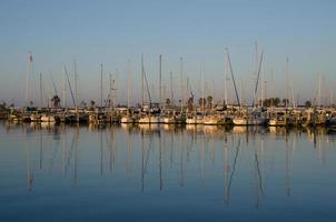 de haven in rockport, Texas Aan een nog steeds ochtend. foto