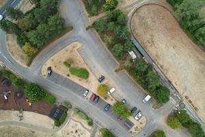 mooi antenne visie van Brits snelwegen en wegen met verkeer foto