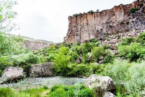 melendi stroom in kloof van ihlara vallei foto