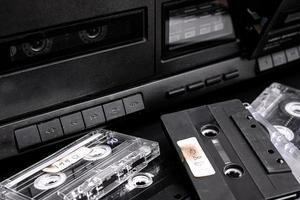 wijnoogst compact cassette en audio plakband speler foto