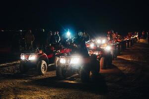 quad Fietsen safari in de woestijn foto